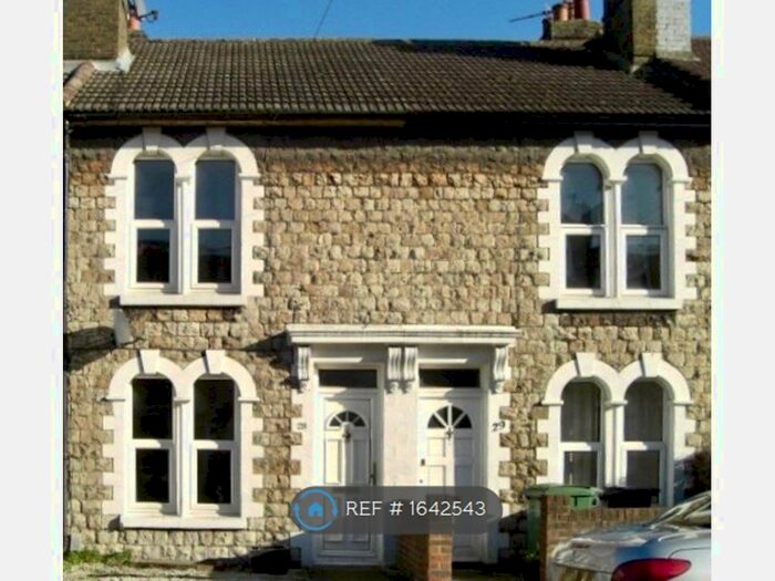 2 Bedroom Terraced House To Rent In Waterlow Road, Maidstone, ME14