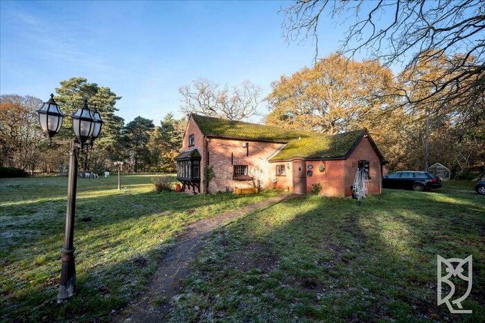 4 Bedroom Detached House For Sale In Kennett Road, Herringswell, Newmarket, IP28