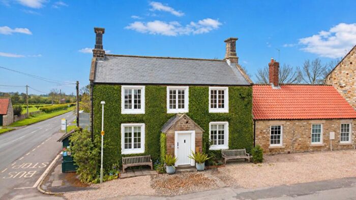 4 Bedroom Semi-Detached House For Sale In Raby Hunt Inn, Summerhouse, DL2
