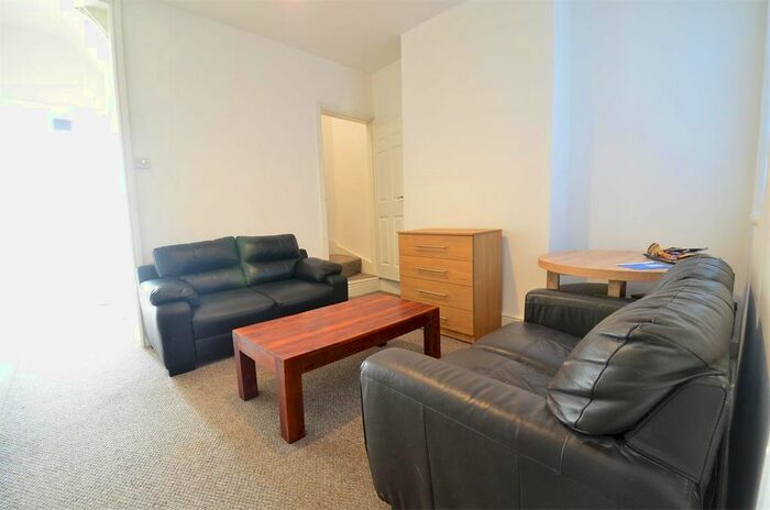 4 Bedroom Terraced House To Rent In Westminster Road, Student Property 2022-2023 Selly Oak, Birmingham B29