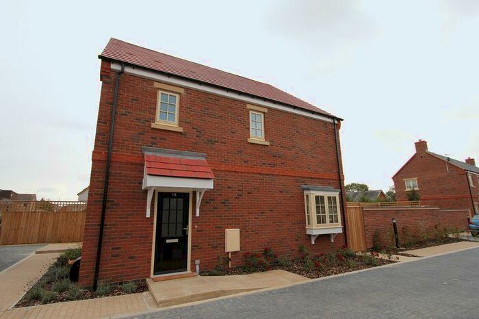 2 Bedroom Semi-Detached House To Rent In Mobbs Close, Olney, MK46