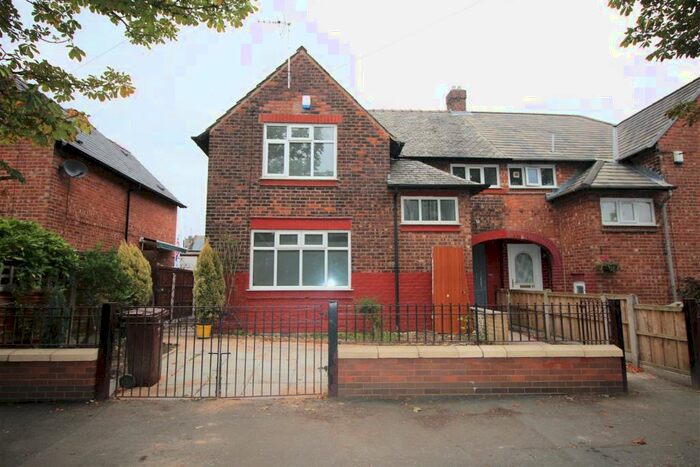 3 Bedroom Property To Rent In Erskine Road, Manchester, M9