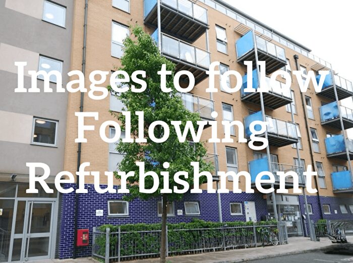 1 Bedroom Flat To Rent In Merchant Street, London, E3