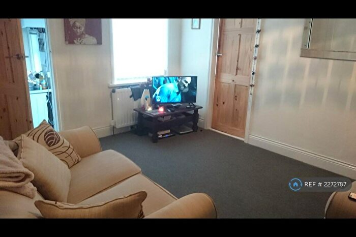 2 Bedroom Flat To Rent In Elsdon Terrace, North Shields, NE29