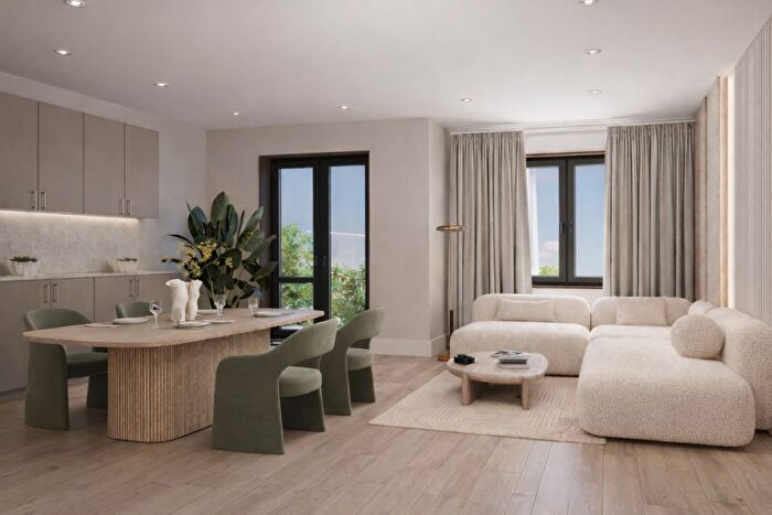 3 Bedroom Apartment For Sale In East Street, Farnham, Surrey, GU9