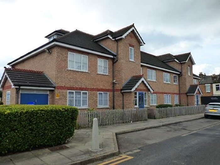 1 Bedroom Flat To Rent In Water Hedge Mews, Enfield, EN1