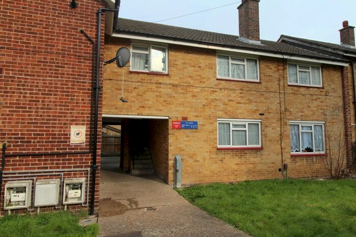 2 Bedroom Flat To Rent In Regina Road, South Norwood, SE25