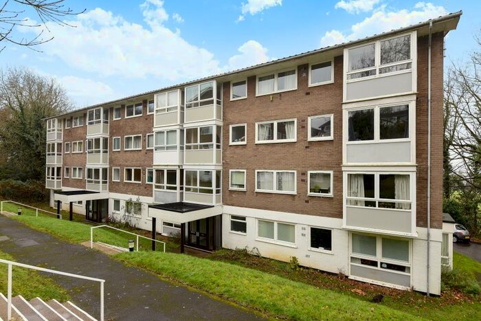 1 Bedroom Apartment To Rent In Southfield Park, East Oxford, OX4