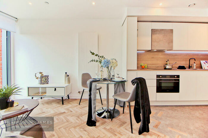 1 Bedroom Apartment To Rent In Skyline Apartments, Three Waters, E3