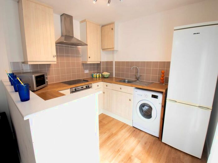 1 Bedroom Property To Rent In Saxton Street, Gillingham, ME7
