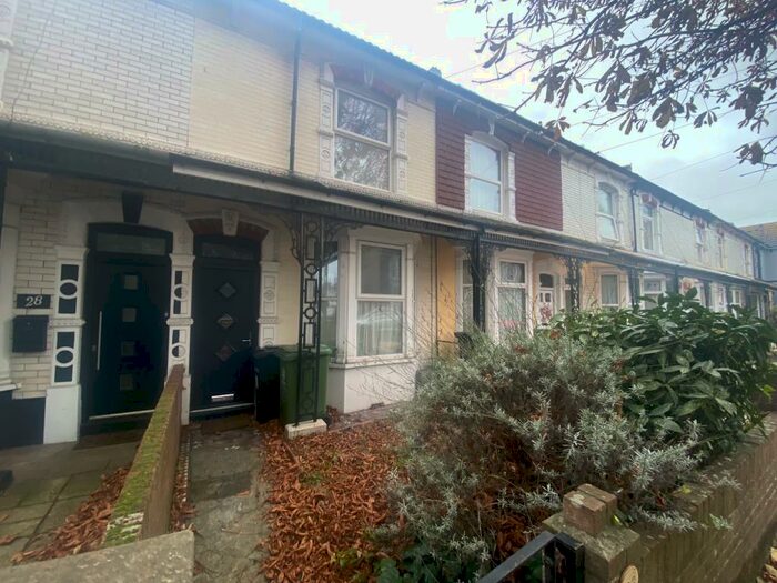 3 Bedroom House To Rent In Laburnum Grove, Portsmouth, PO2