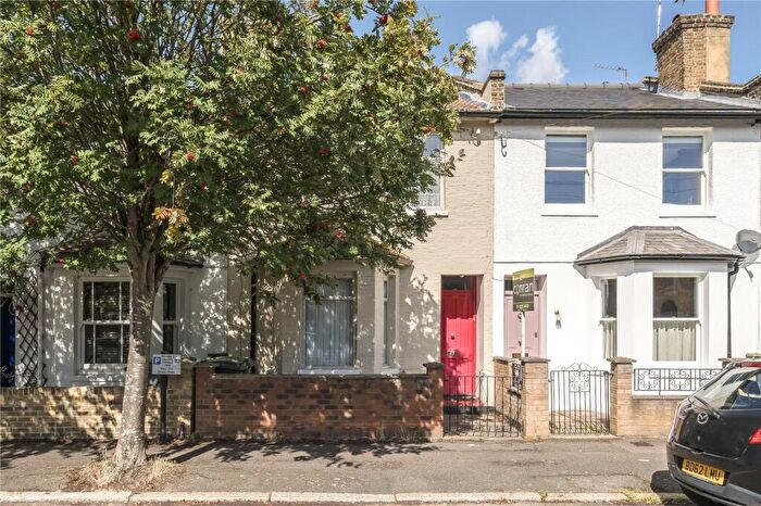 2 Bedroom Terraced House For Sale In Hedgley Street, Lee, SE12