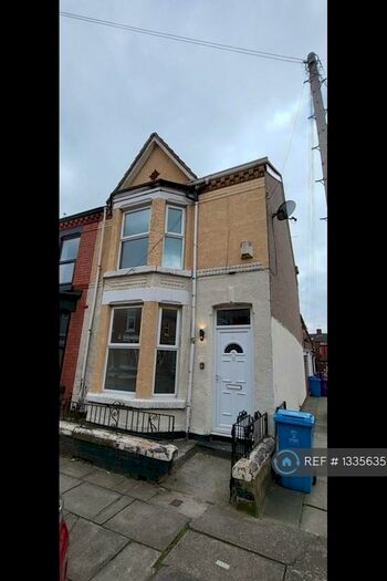 3 Bedroom Semi-Detached House To Rent In Kempton Road, Liverpool, L15