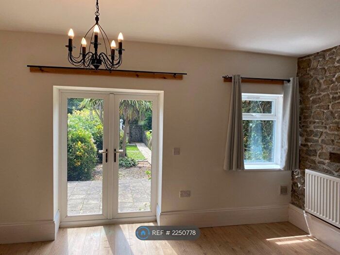 3 Bedroom Semi-Detached House To Rent In Bryn Road, Brynmenyn, Bridgend, CF32