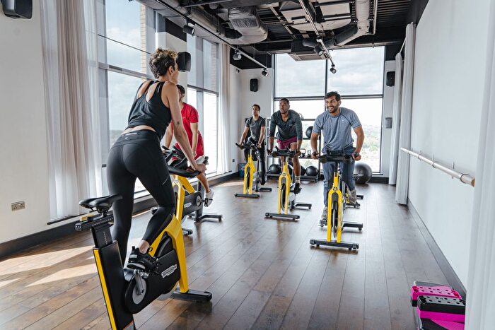 Studio To Rent In Greenford, UB6