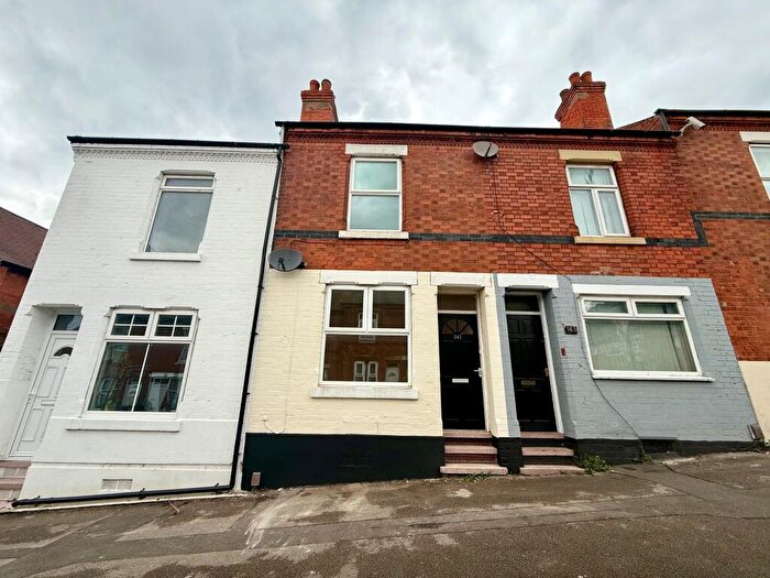 2 Bedroom House To Rent In Sneinton Boulevard, Nottingham, NG2