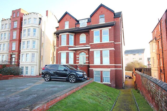 1 Bedroom Flat To Rent In The Promenade, Southport, PR9