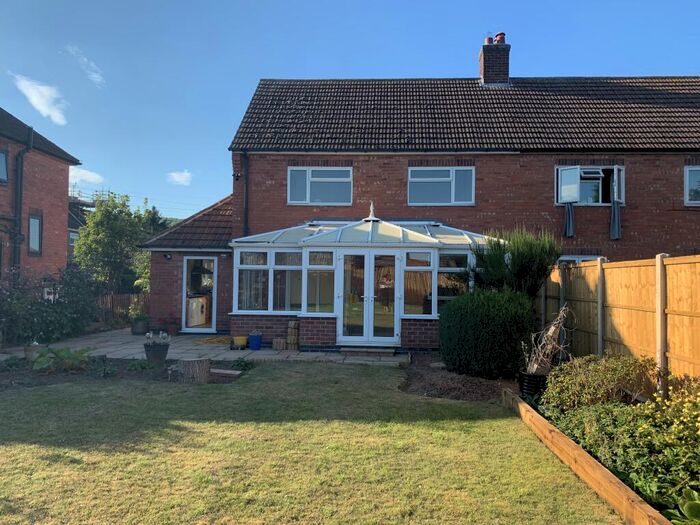 3 Bedroom House To Rent In Bidwell Cresent, Gotham, NG11