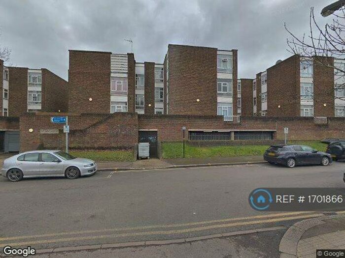 1 Bedroom Flat To Rent In Sandrige Close, Harrow, HA1