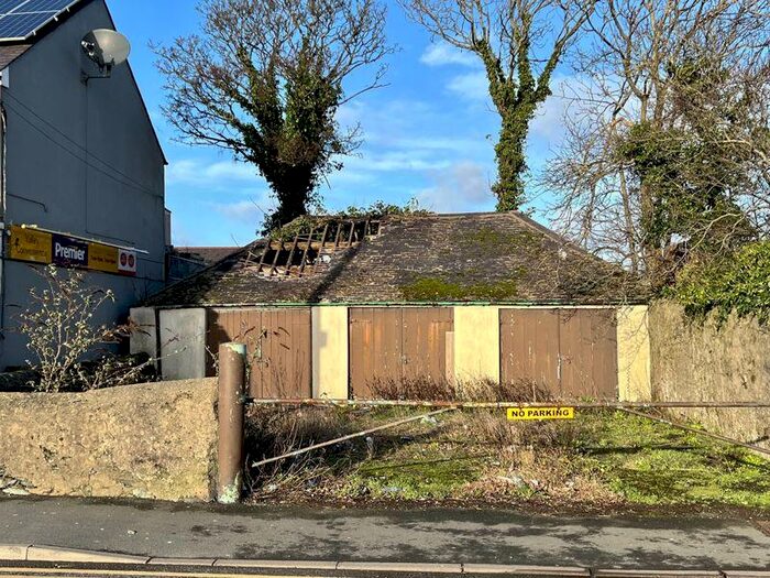 Land For Sale In Station Road, Valley, LL65