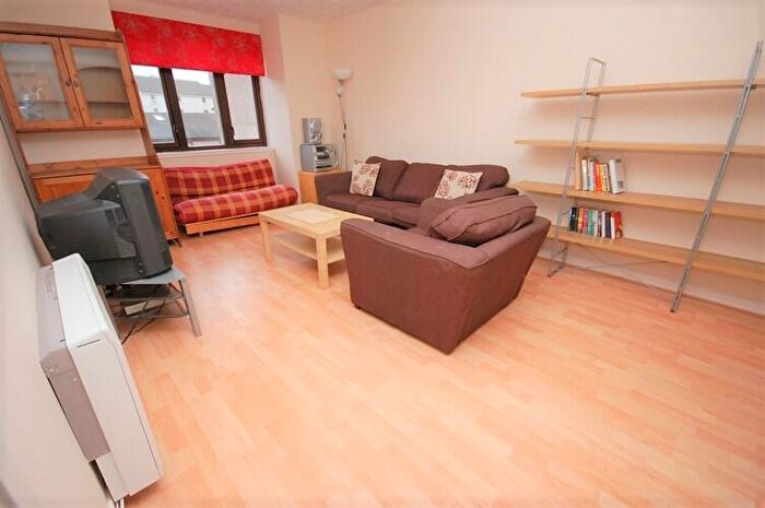 2 Bedroom Flat To Rent In L – South Lorne Place, Edinburgh, EH6