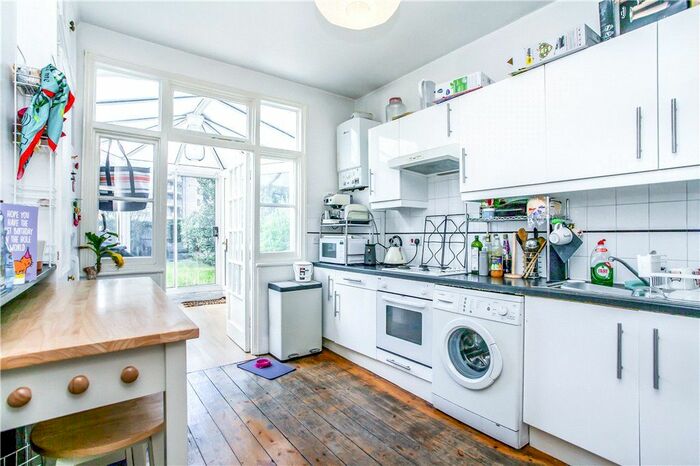 1 Bedroom Flat To Rent In Weston Road, Chiswick, W4