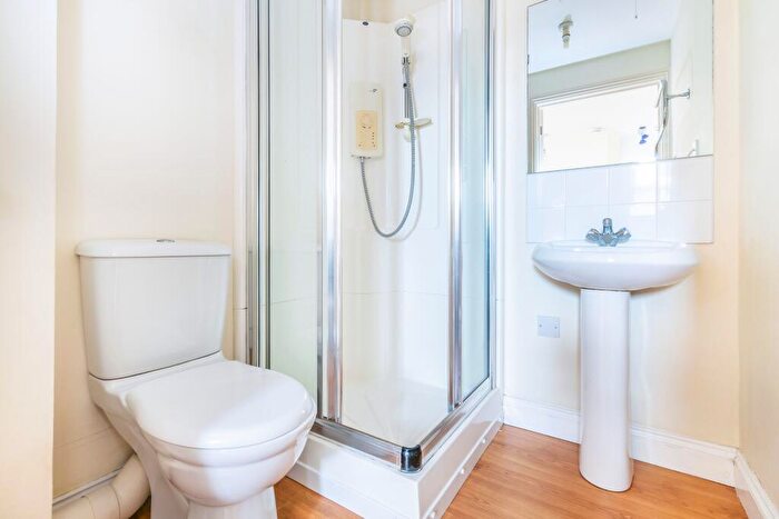 Property To Rent In Springfield Road, Horsham, RH12