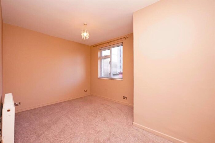 1 Bedroom Flat For Sale In Redwater Gardens, Barrow-In-Furness, LA13