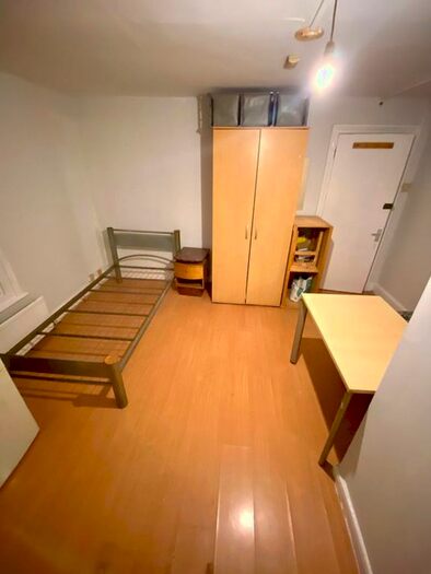 Studio To Rent In London, SE4