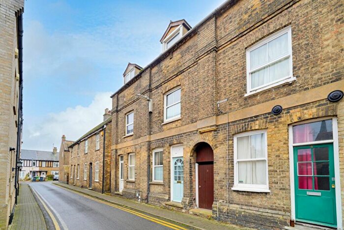 1 Bedroom Terraced House To Rent In St Georges Road, St Ives, PE27