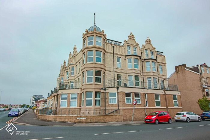 2 Bedroom Apartment For Sale In Marine Road East, Morecambe, LA4