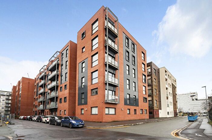 2 Bedroom Flat For Sale In Harrison Street, Manchester, Greater Manchester, M4