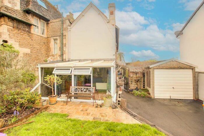 3 Bedroom Semi-Detached House To Rent In Ashton Street, Trowbridge, BA14