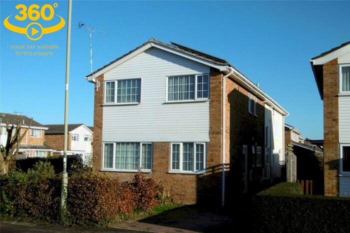 2 Bedroom Apartment To Rent In Foxcroft Drive, Carterton, Oxfordshire, OX18