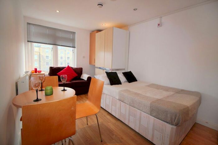 Studio To Rent In Courtfield Gardens, South Kensington, SW5