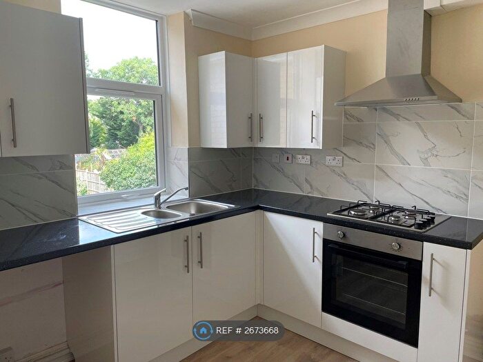 1 Bedroom Flat To Rent In Swan Road, West Drayton, UB7