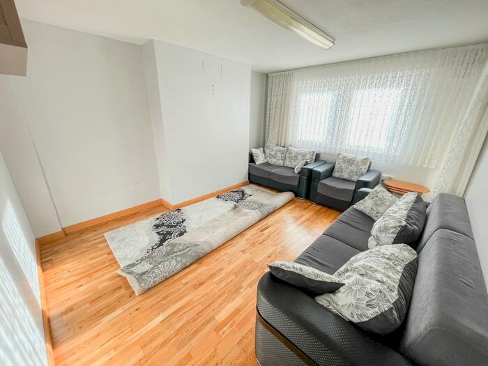 3 Bedroom Flat To Rent In Remington Road, Tottenham, N15