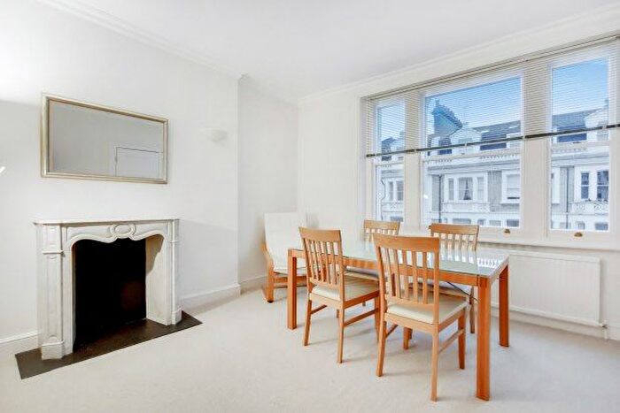 2 Bedroom Flat To Rent In Coleherne Road, London, SW10