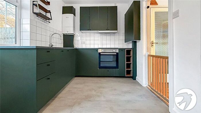 2 Bedroom End Terrace House To Rent In Keedonwood Road, Bromley, BR1