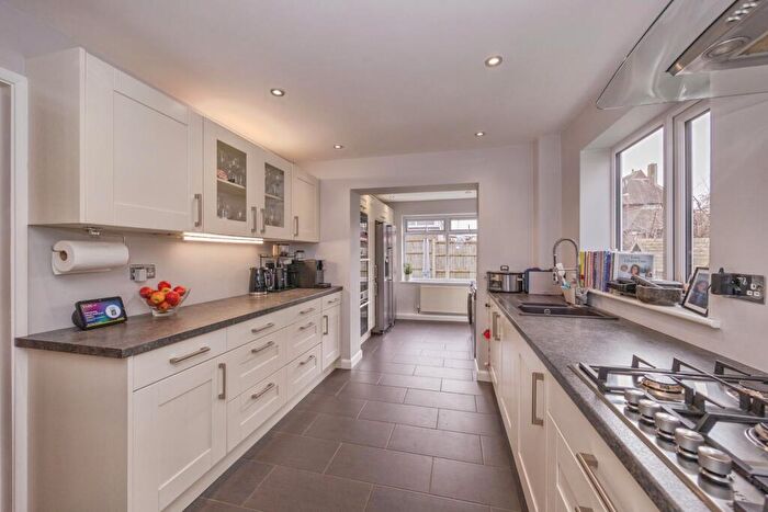 3 Bedroom Semi-Detached House For Sale In Brewster Close, Waterlooville, Hampshire, PO8