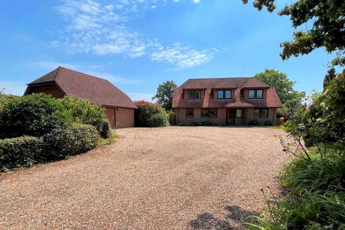 4 Bedroom Detached House For Sale In Court Lane, Preston, Canterbury, CT3