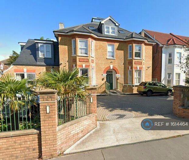 2 Bedroom Flat To Rent In Lower Addiscombe Road, Croydon, CR0