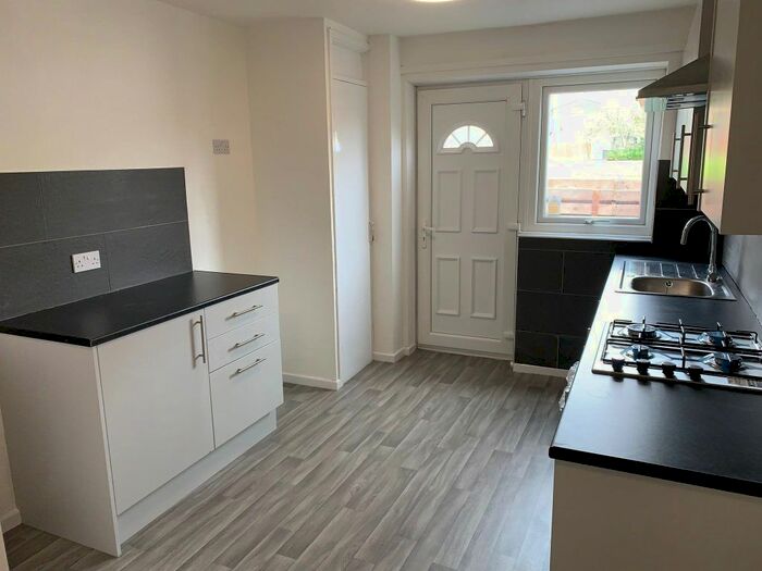 2 Bedroom Town House To Rent In Booth Walk, Newton Aycliffe, DL5