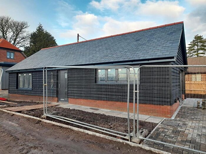 2 Bedroom Bungalow For Sale In Back Drove The Street, West Winterslow, Salisbury, SP5