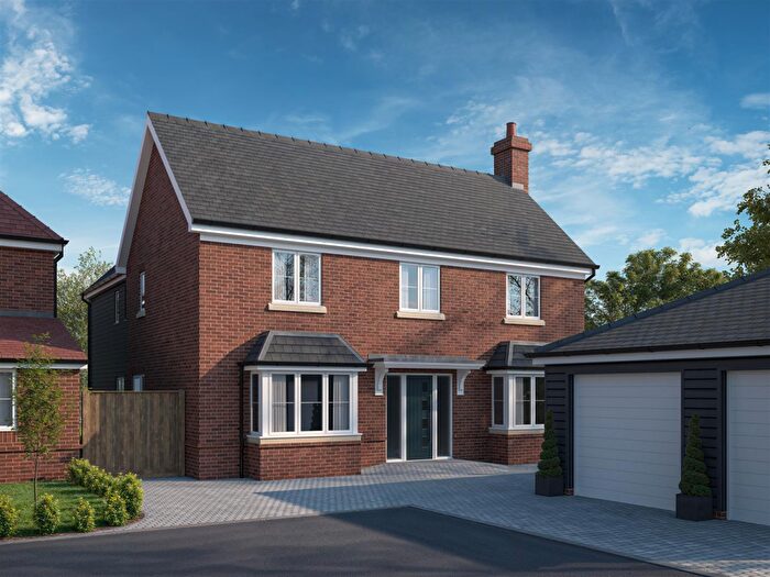 4 Bedroom Detached House For Sale In Oakridge, Felsted, CM6