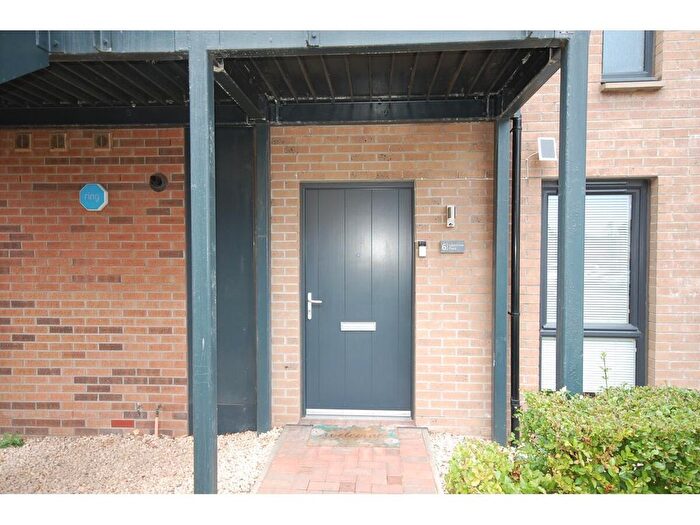 2 Bedroom Flat To Rent In Adamslaw Place, Edinburgh, EH15