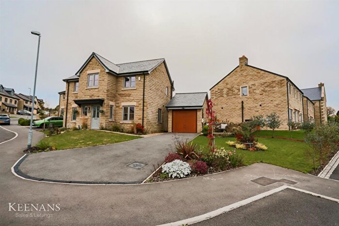 4 Bedroom Detached House For Sale In Windermere Avenue, Winewall, Colne, BB8