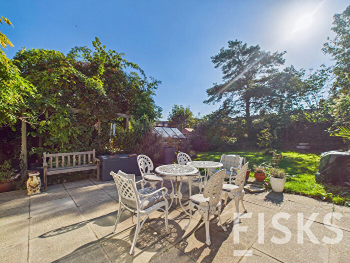 5 Bedroom End Of Terrace House For Sale In Church Road, Benfleet, SS7