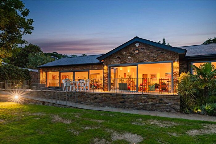 4 Bedroom Bungalow For Sale In Fitzgeorge Avenue, New Malden, Surrey, KT3