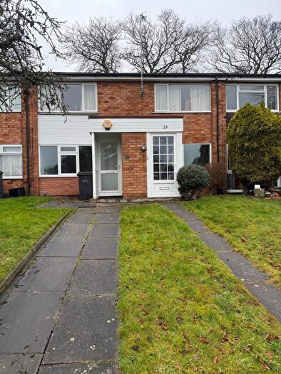 2 Bedroom Maisonette For Sale In Firsholm Close, Sutton Coldfield, B73